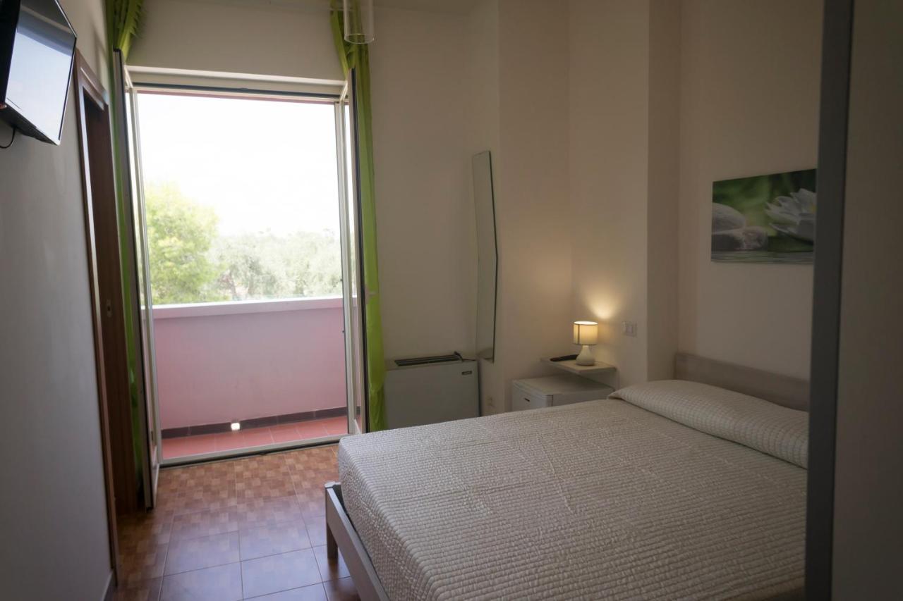 Paradise beb Giovinazzo Bagian luar foto